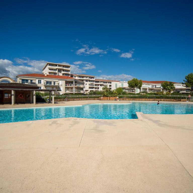 Le Jardin Secret by Golden Riviera Terrasses & accès plage - Three-Bedroom Apartment - 19