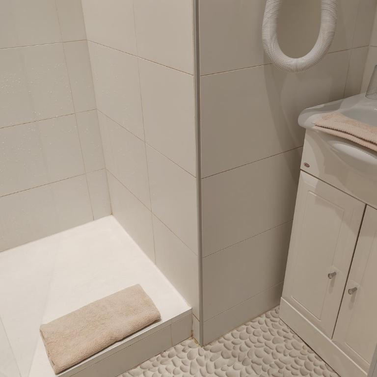 Hôtel Au Grand Duquesne - Chambre Double - 6