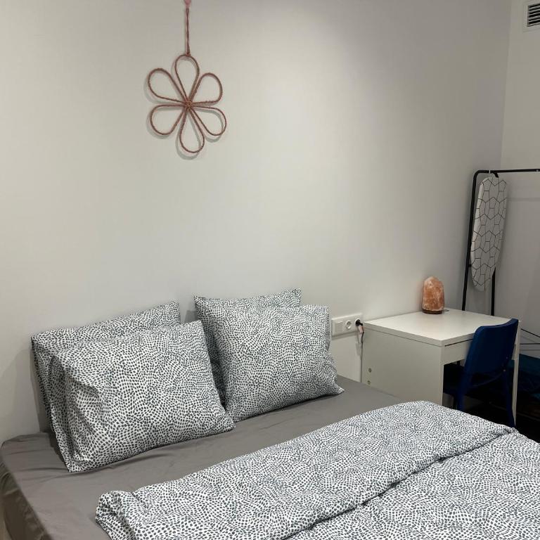 Quiet room in a park close to the sea & beach & subway No-4 - One-Bedroom Apartment - 22