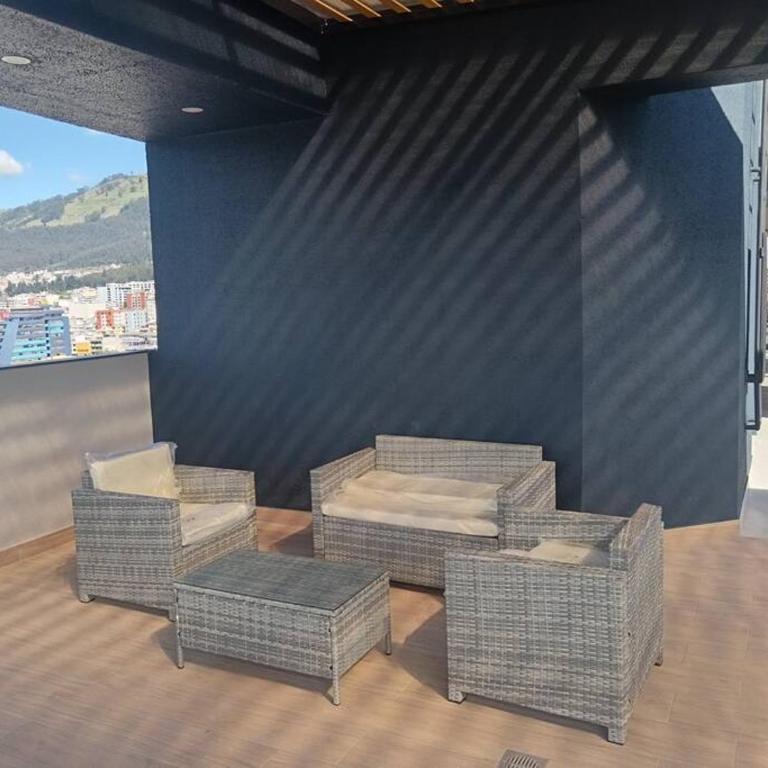 Extraordinario Estudio, Ubicación Perfecta - Apartamento de 1 dormitorio - 24