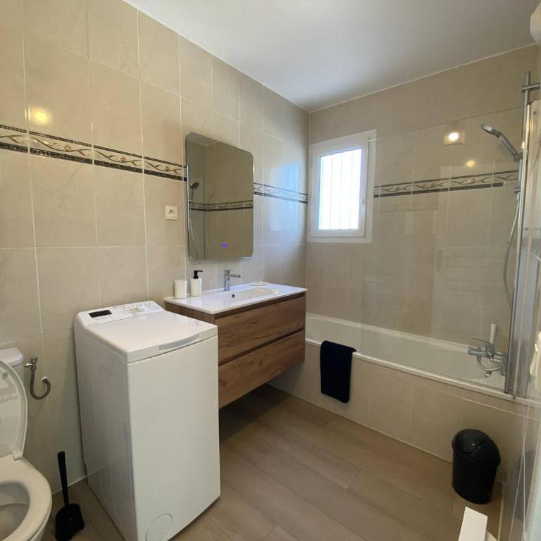 T2 à Cambo-les-Bains avec Wifi, Terrasse, 2 Pers. - Appartement 1 Chambre - 8