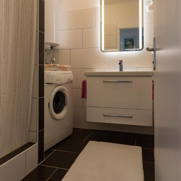 Flataid CityApartment Zentrum-Citypark - Apartment mit 1 Schlafzimmer - 12