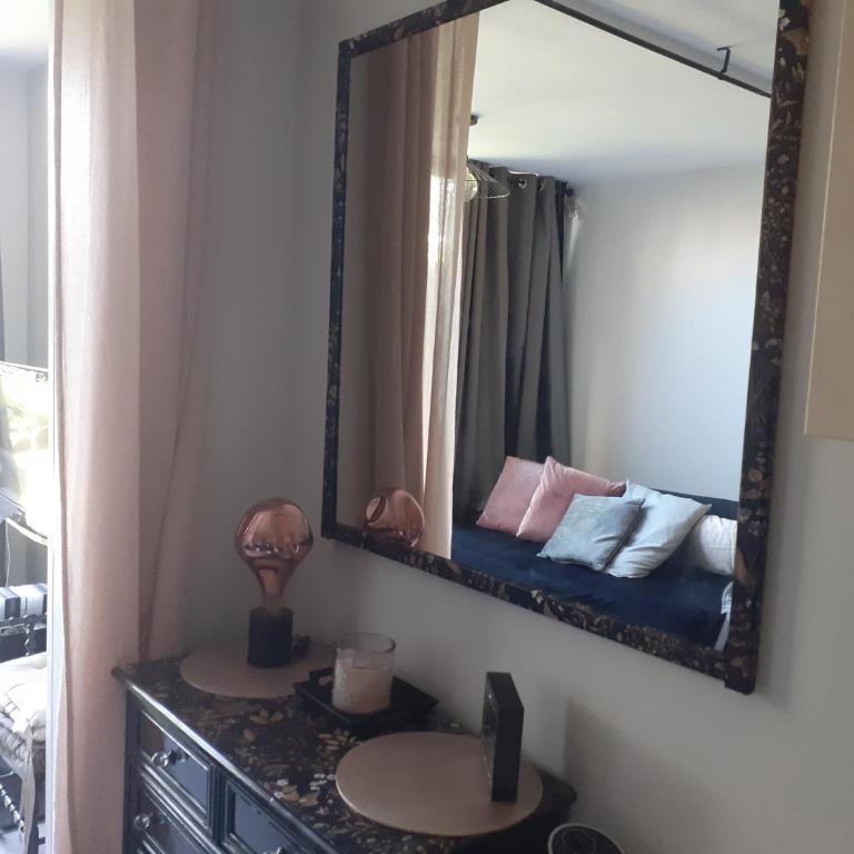 T2 Bord de mer avec jardin et piscine - One-Bedroom Apartment - 18