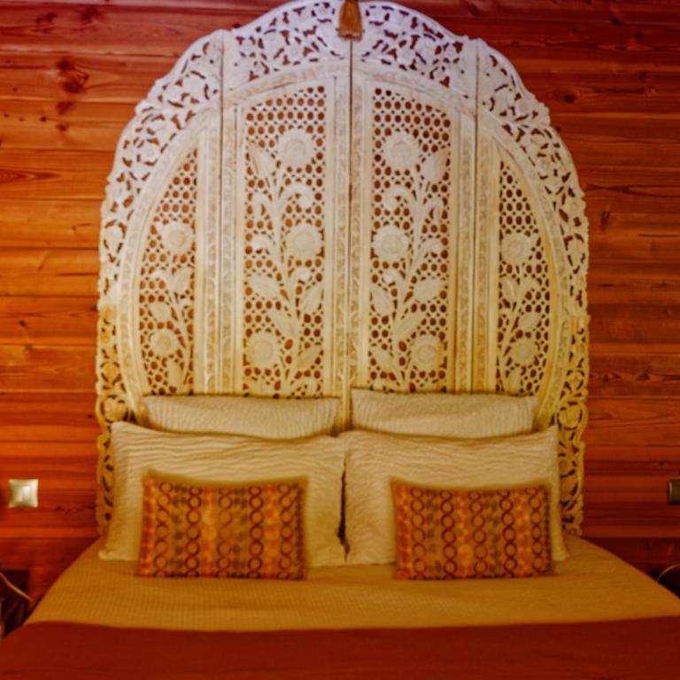 Couleurs du Sud - Chambre Double - Vue sur Piscine - 13