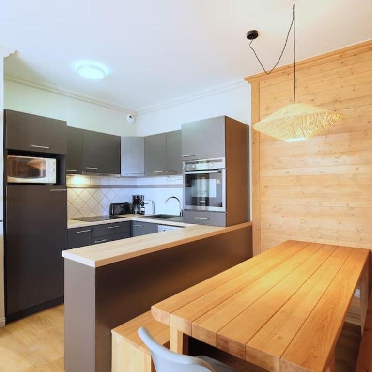Appartement 8 personnes dans chalet privé, piscine, ski in - Appartement 3 Chambres - 20