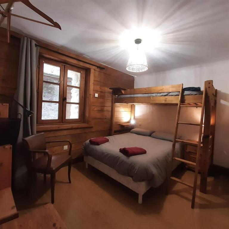 Appartement dans ferme 7 personnes - Apartment mit 2 Schlafzimmern - 23