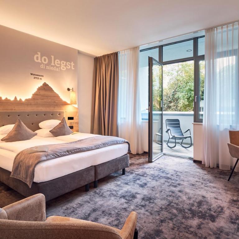 Best Western Hotel Arabellapark Muenchen - Executive Junior Suite mit ebenerdiger Dusche und Balkon - 9