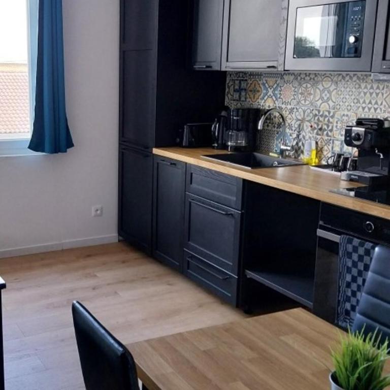 "Le Royan" appartement proche gare et plage - One-Bedroom Apartment - 1