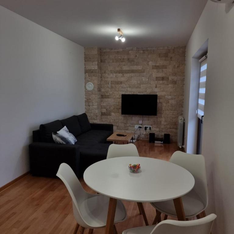 HedoNik Divčibare - Apartman sa 1 Spavaćom Sobom - 4