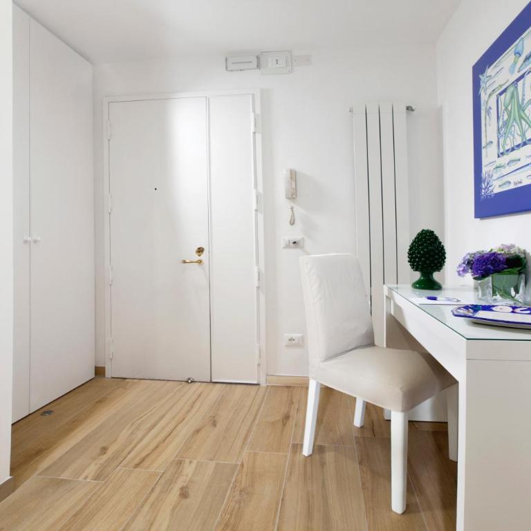 Solymar Suite - One-Bedroom House - 8