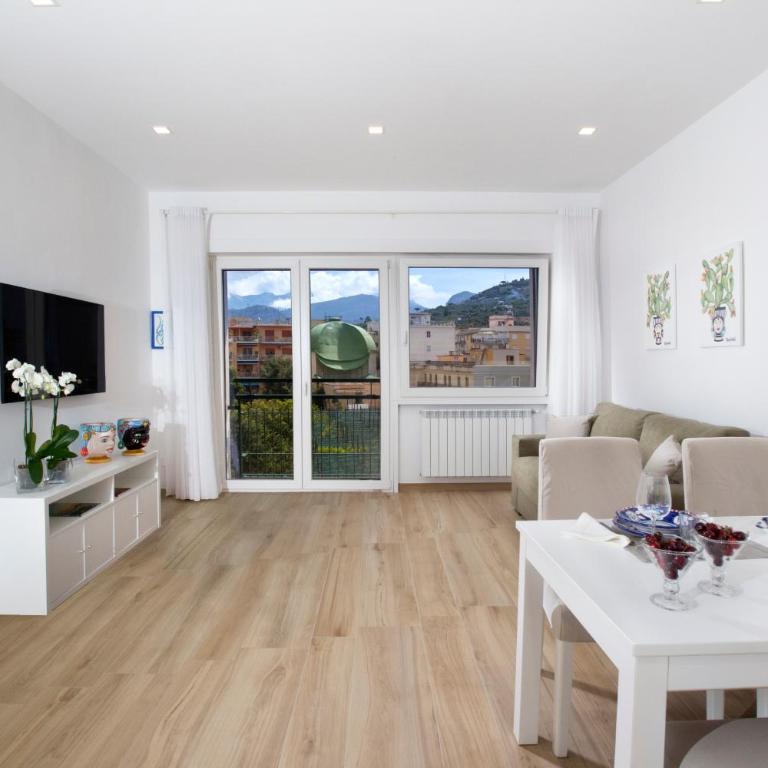 Solymar Suite - One-Bedroom House - 7