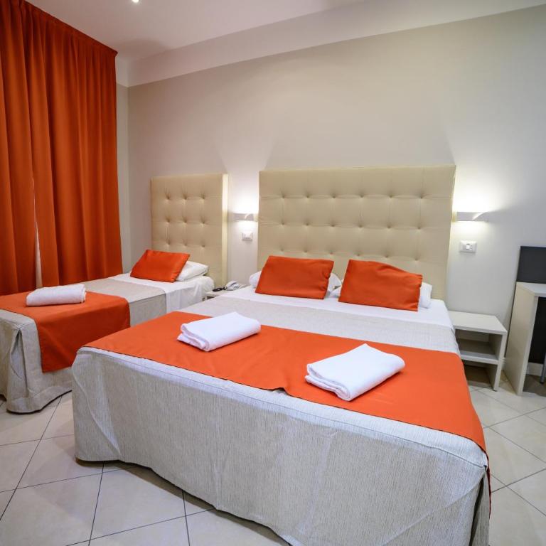 Hotel Demo' - Camera Tripla - 14
