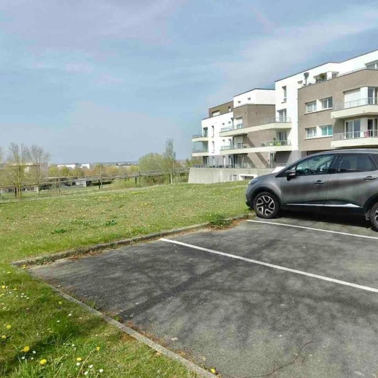 Le Domaine Réservé , parking et écrin de verdure - Two-Bedroom Apartment with Terrace - 19