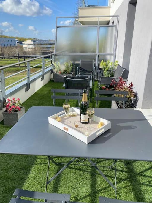 Le Domaine Réservé , parking et écrin de verdure - Two-Bedroom Apartment with Terrace - 21
