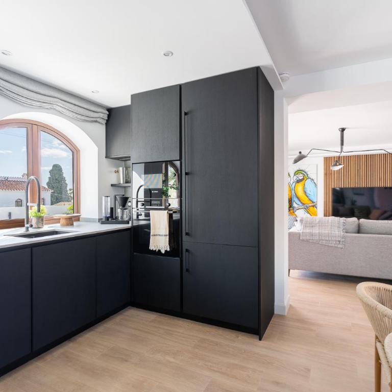 Luxury house with private heated pool in Nerja! - Habitación Doble con vistas al parque - 19