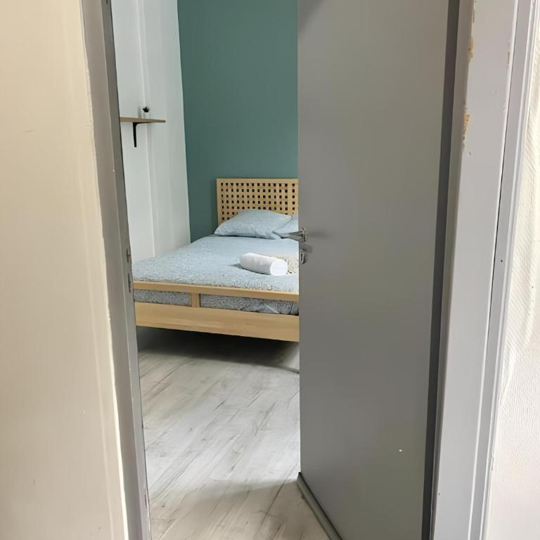 Rochefoucauld Studio Au Pied De La Gare - Linge & Ménage Inclus - Appartement 1 Chambre - 3