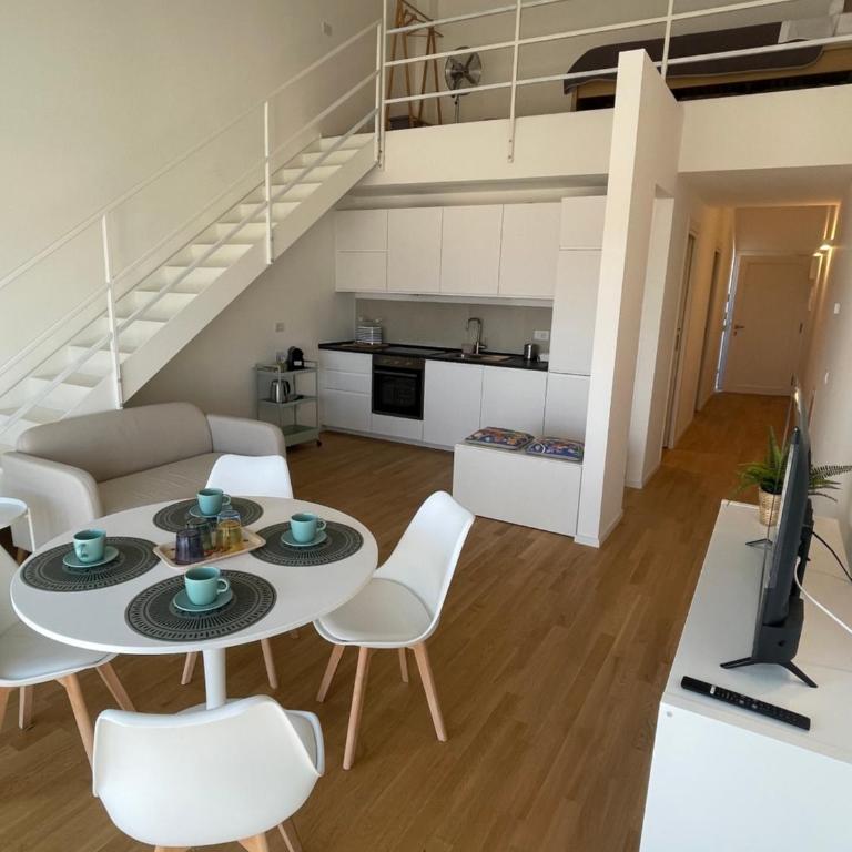 Casamare Leo - Appartamento con 2 Camere da Letto - 1
