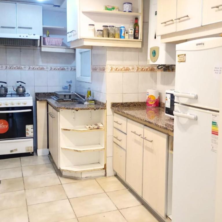 Colón - Two-Bedroom Apartment - 2