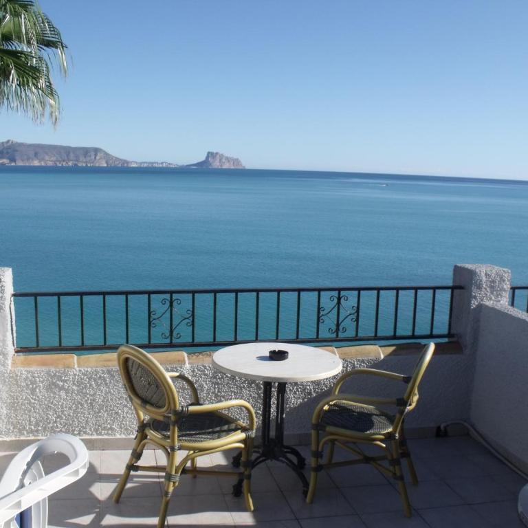 Hotel La Riviera - Superior Doppelzimmer mit Meerblick und Terrasse - 2