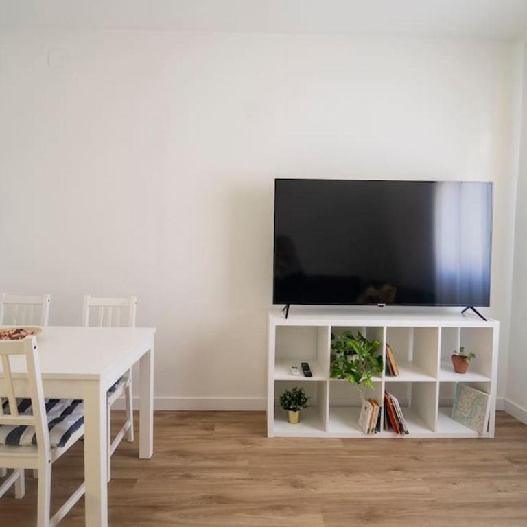 Apartamento Alborea 2 - Three-Bedroom Apartment - 8