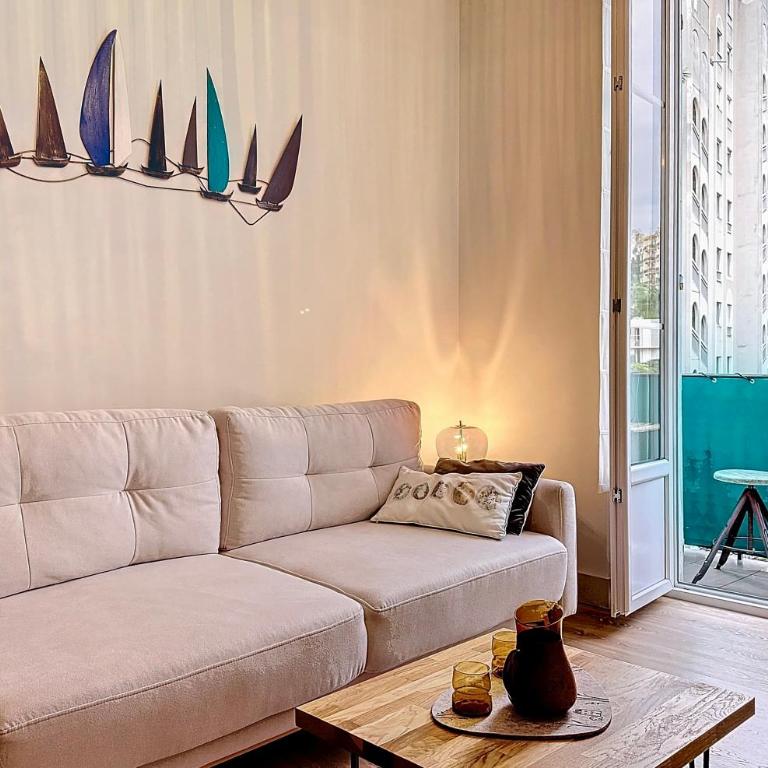 Charming 2-Bedroom Retreat Near City Center with Excellent Transport Links - Apartamento de 2 dormitorios - 3
