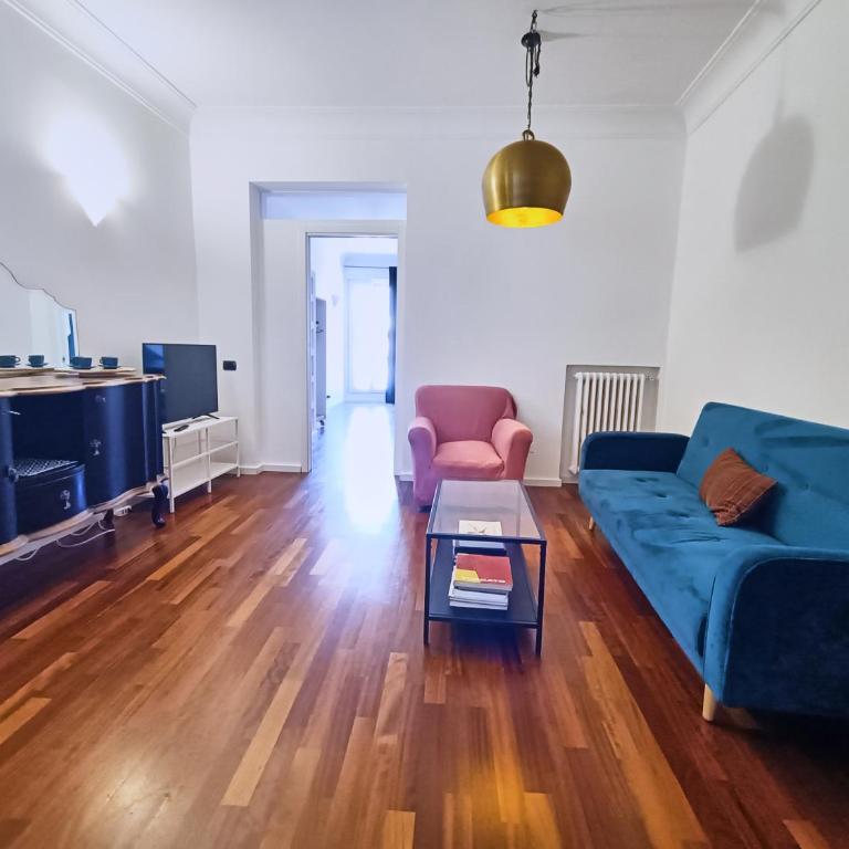 Casa Lucrezia - Appartamento con 2 Camere da Letto e Vista Città - 3