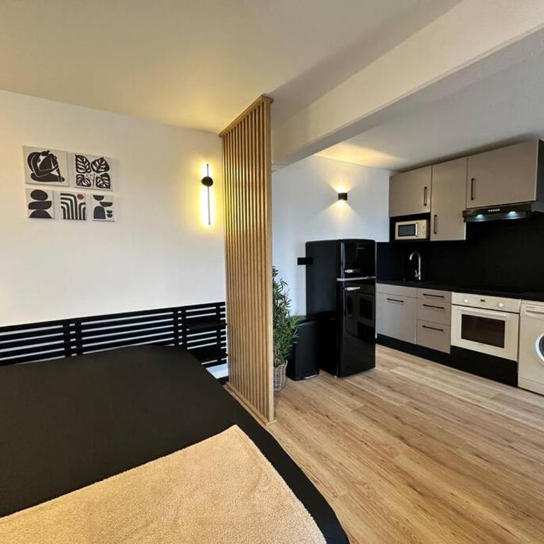 Charmant Studio Neuf, Hypercentre, Parking, Balcon - Apartamento de 1 dormitorio - 12