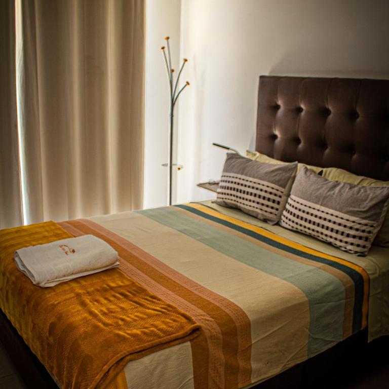 DEL VALLE HOUSE II - Deluxe Queen Room - 2