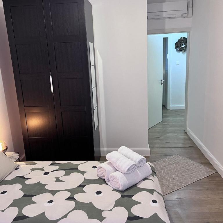Le Rapp 6, Appartement de Standing 3 chambres, 7 personnes &1 bébé, Cosy et familial ultra équipé Emplacement Idéal proche Gare Centre ville Marchés de Noël Quartier Tribunal Contades - Three-Bedroom Apartment - 19