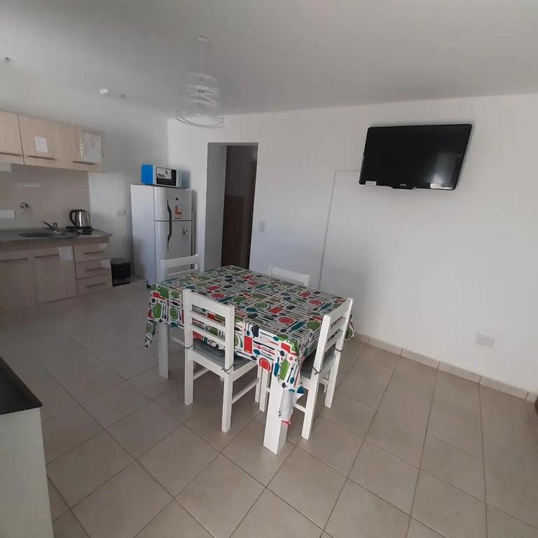 RUTA C DEPARTAMENTOS- Departamento moderno con balcón - Apartamento - 7