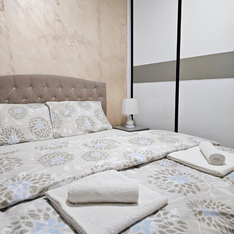 Sunset Home Mostar - Two-Bedroom Apartment - 20
