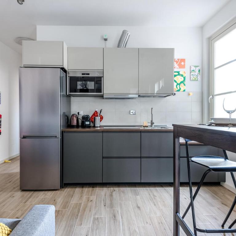 Hostly-Giugio's House-Lungarni and Town Center - Appartamento Deluxe - 10