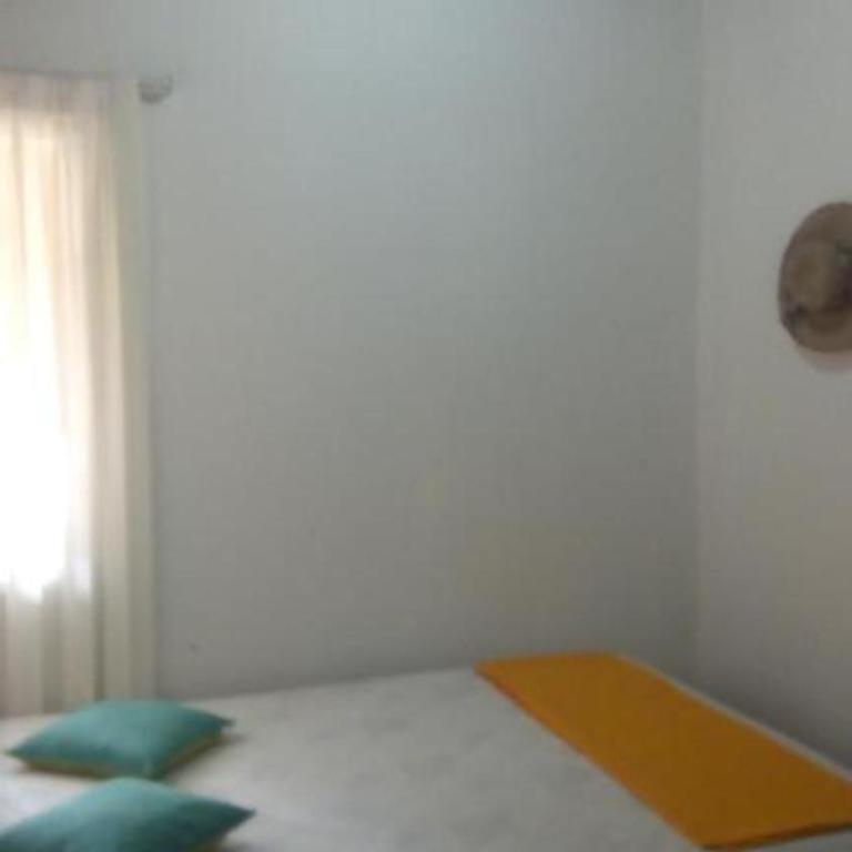 Hospedaje La Estancia Punta Sal - Habitación con cama grande - 1