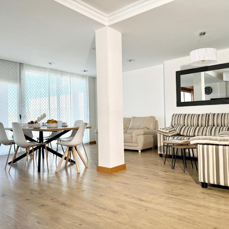 Villa con vista al mar y piscina privada - Villa de 3 dormitorios - 17