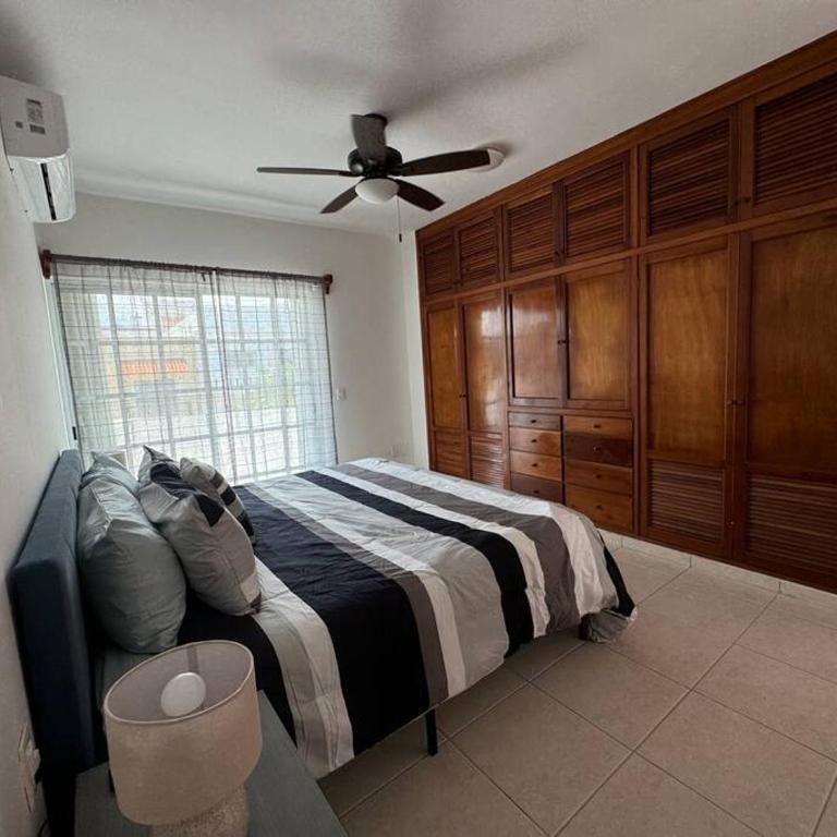 Suites Amplias en Quinta Avenida - Appartement 3 Chambres - 24