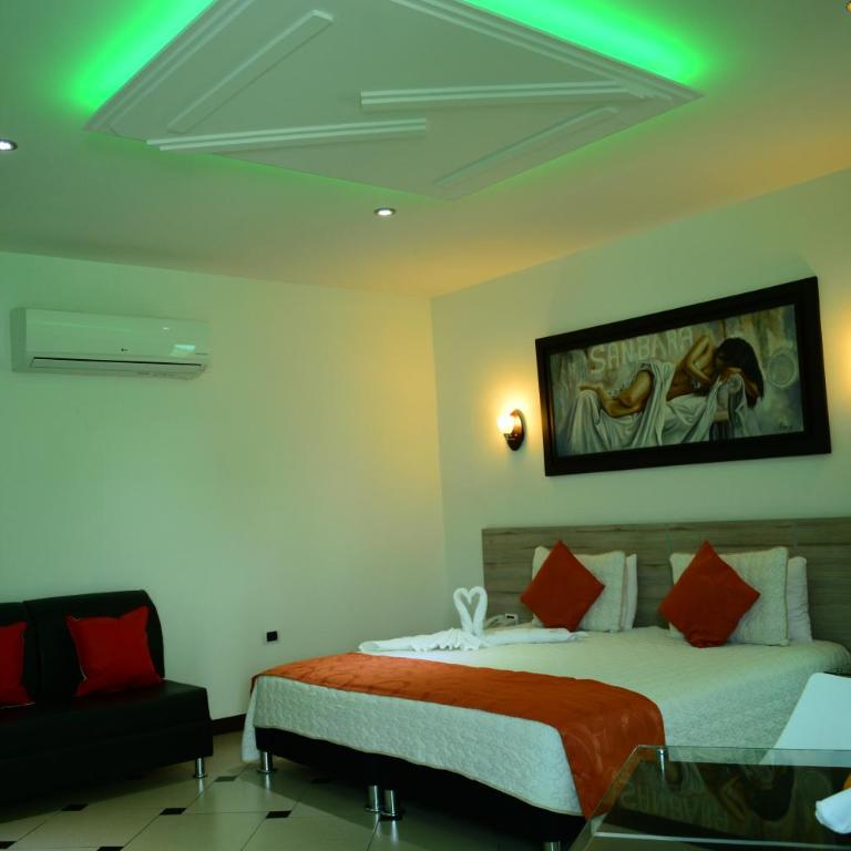 Gran Hotel Internacional Sanbara - Suite Superior - 7