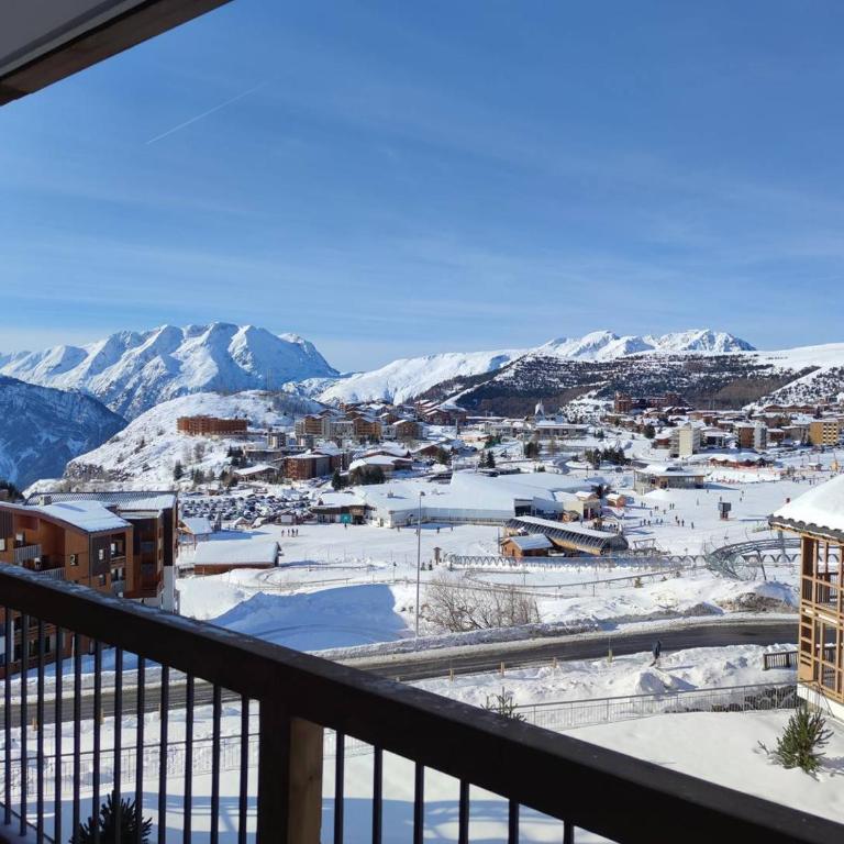 Alpe d'Huez Houses - Chez Marlène - PHOENIX3 - Coup de coeur ski aux pieds avec piscine, spa, et fitness - Apartment with Mountain View - 1