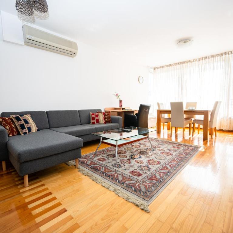Modern 2BDR apartment in the center - FREE PARKING - Two-Bedroom Apartment - 1