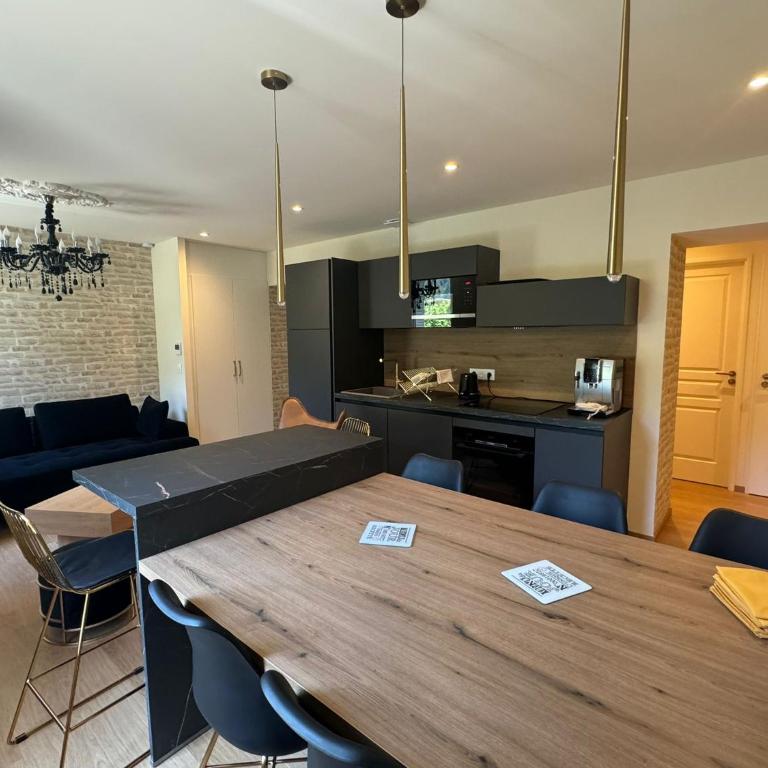 Villa Belle Fleur - Queyras - Appartements confortables avec vue montagne Alpes Française - - Appartement 2 Chambres - Vue sur Jardin - 3