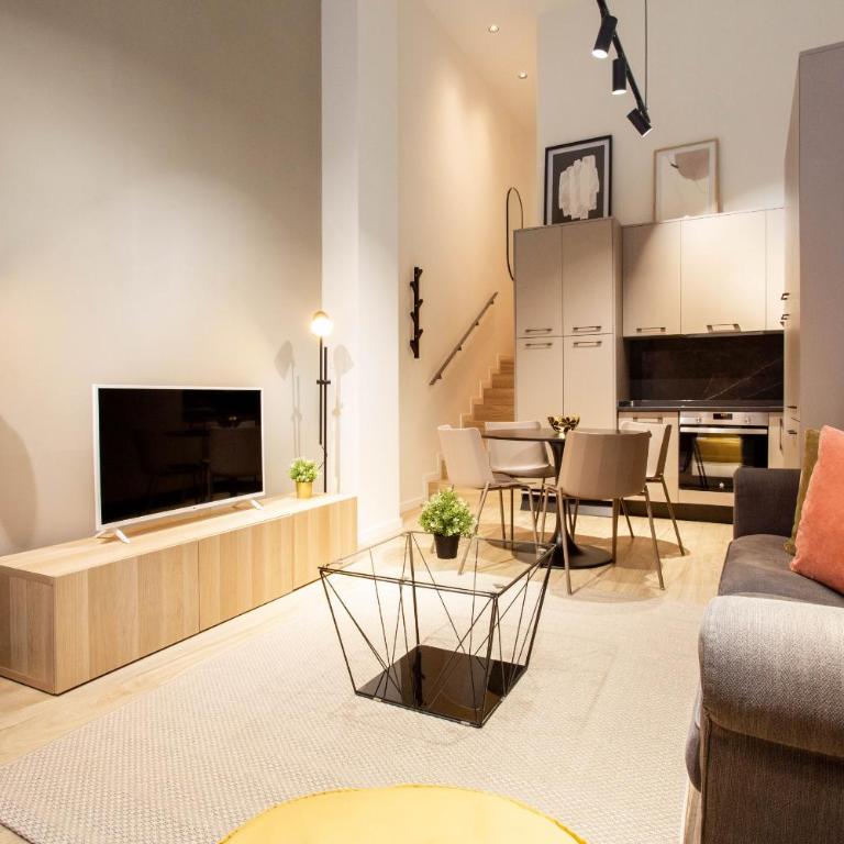 Castilla en Madrid - Two-Bedroom Apartment - 2