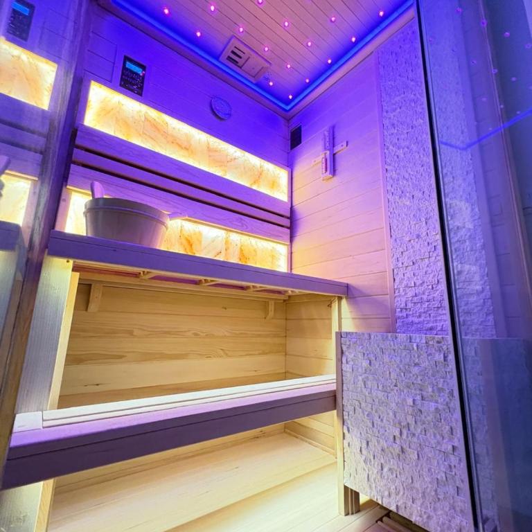Luna Marie - Double Room with Spa Bath - 7