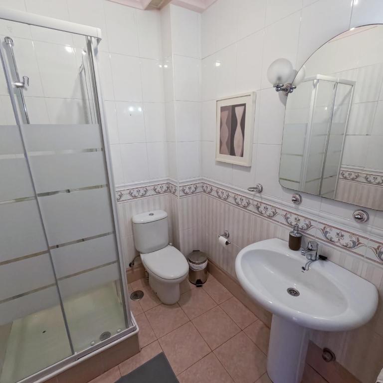 Duque Nest Hostel - Habitación Doble con baño privado - 4