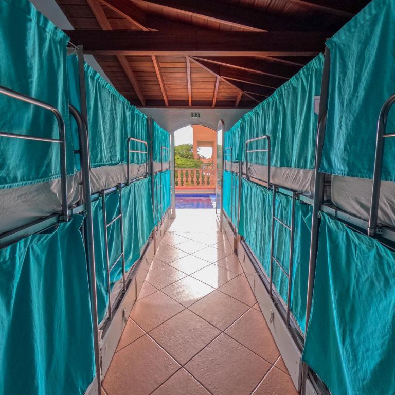 Duque Nest Hostel - Bed in mixed shared room for 12 guests - 4