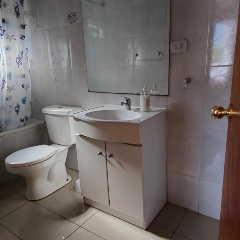 Cabaña 8 a 9 personas ideal 2 matrimonios y niños - Four-Bedroom Vacation Home - 8