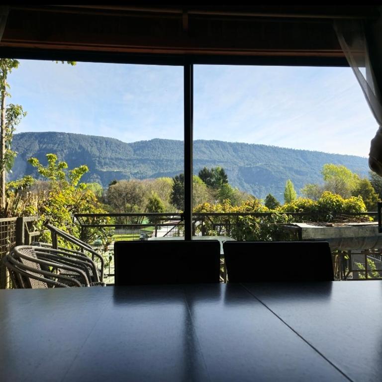 Cabaña 8 a 9 personas ideal 2 matrimonios y niños - Four-Bedroom Vacation Home - 5