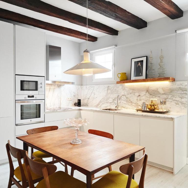 Lope de Vega - Three-Bedroom Apartment - 5
