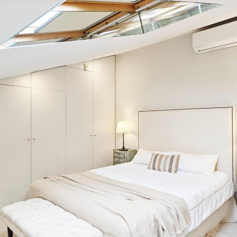 Lope de Vega - Three-Bedroom Apartment - 16