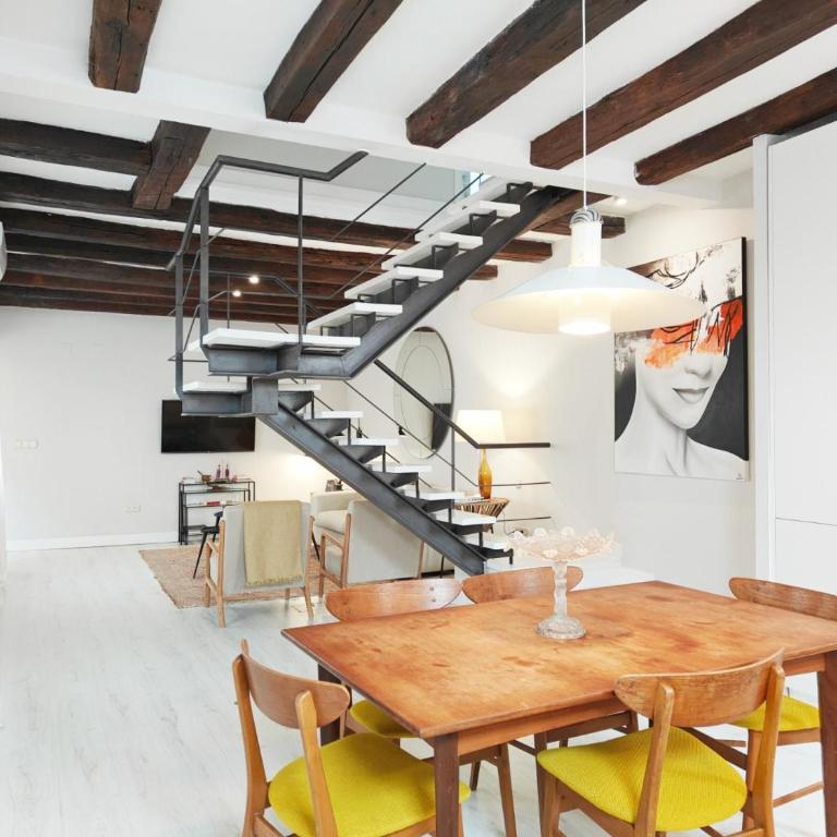 Lope de Vega - Three-Bedroom Apartment - 22