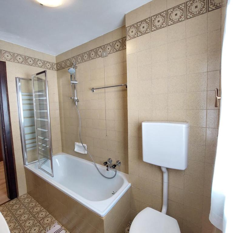 Quadrilocale Alberti - Residence dei Fiori - Apartamento de 3 dormitorios - 16