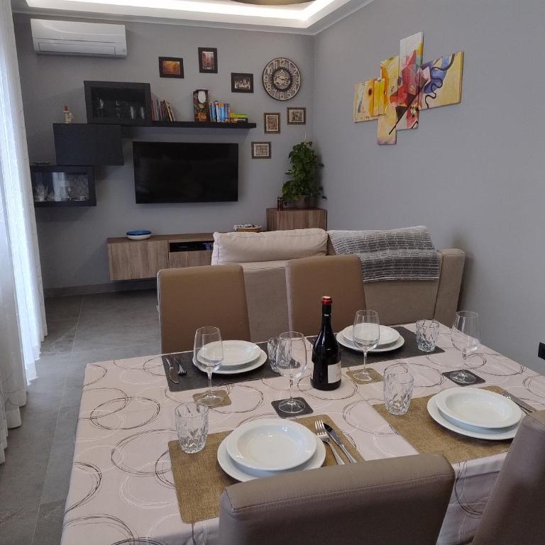 Terrazza & Mare - Apt Ristrutturato con Stile - Ostia Lido di Roma - Appartamento con 1 Camera da Letto - 5